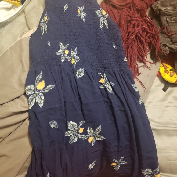 Dresses (2), purple off the shoulder crop ETC. - Picture 2 of 8